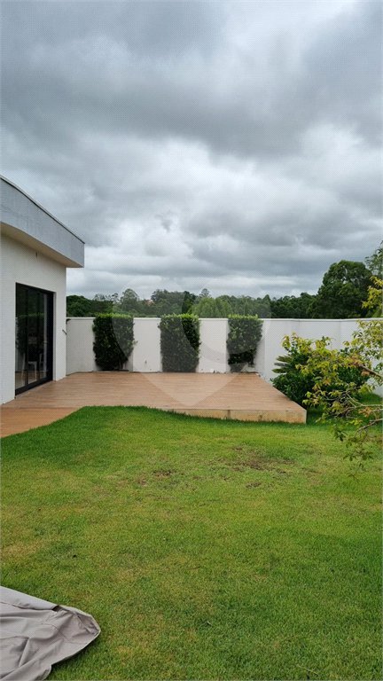 Casa à venda com 3 suítes no condomínio Residencial dos Lagos, Itupeva - SP