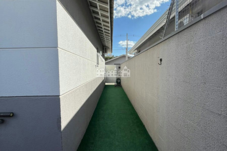 Casa à venda com 2 quartos no condomínio Villagio Dei Fiori, Atibaia - SP