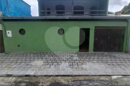 Casa à venda com 2 quartos, sendo 1 suíte, em Santíssimo, Rio de Janeiro, RJ