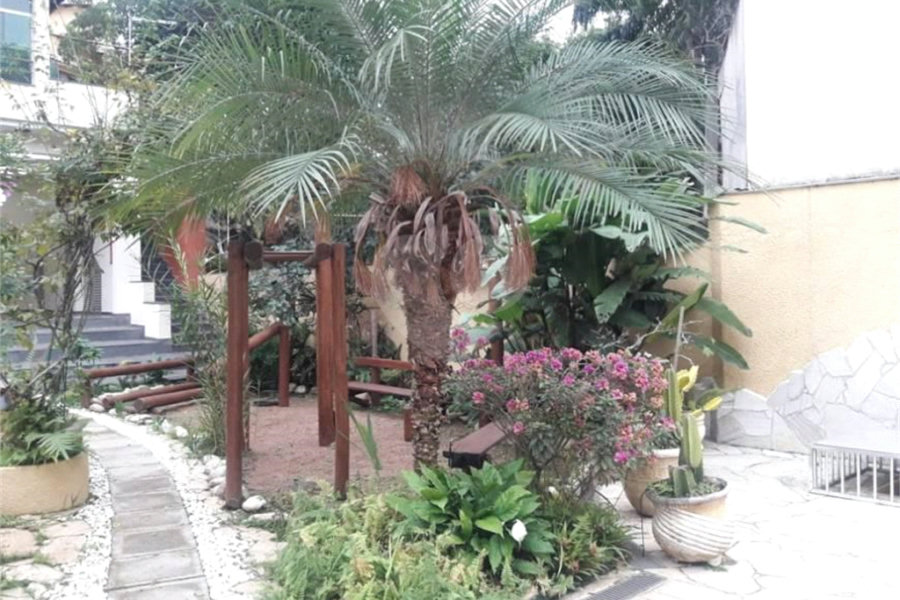Sobrado à venda com 6 quartos, sendo 2 suítes, em Horto Florestal, São Paulo, SP