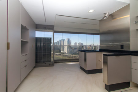 Apartamento à venda ou para alugar com 3 suítes em Jardim Morumbi, São Paulo, SP