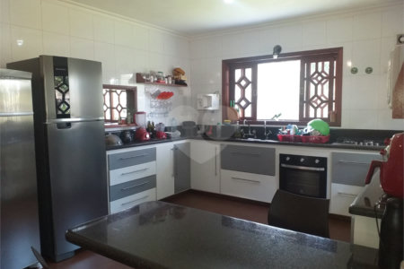 Casa de Vila à venda com 4 suítes em Guarapiranga, São Paulo, SP