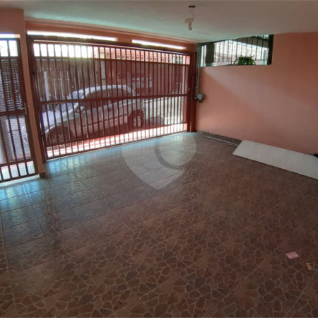 Sobrado à venda com 3 quartos, sendo 1 suíte, em Tremembé, São Paulo, SP