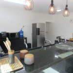 Casa de Alto Padrão com 5 Suítes e Lazer Completo– Guarujá