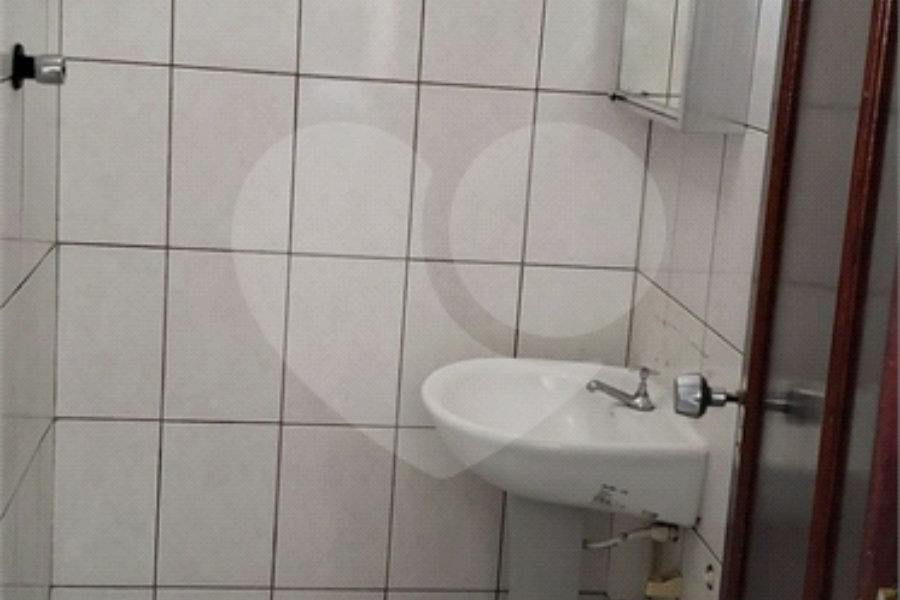 Sobrado à venda com 3 quartos em Vila Medeiros, São Paulo, SP
