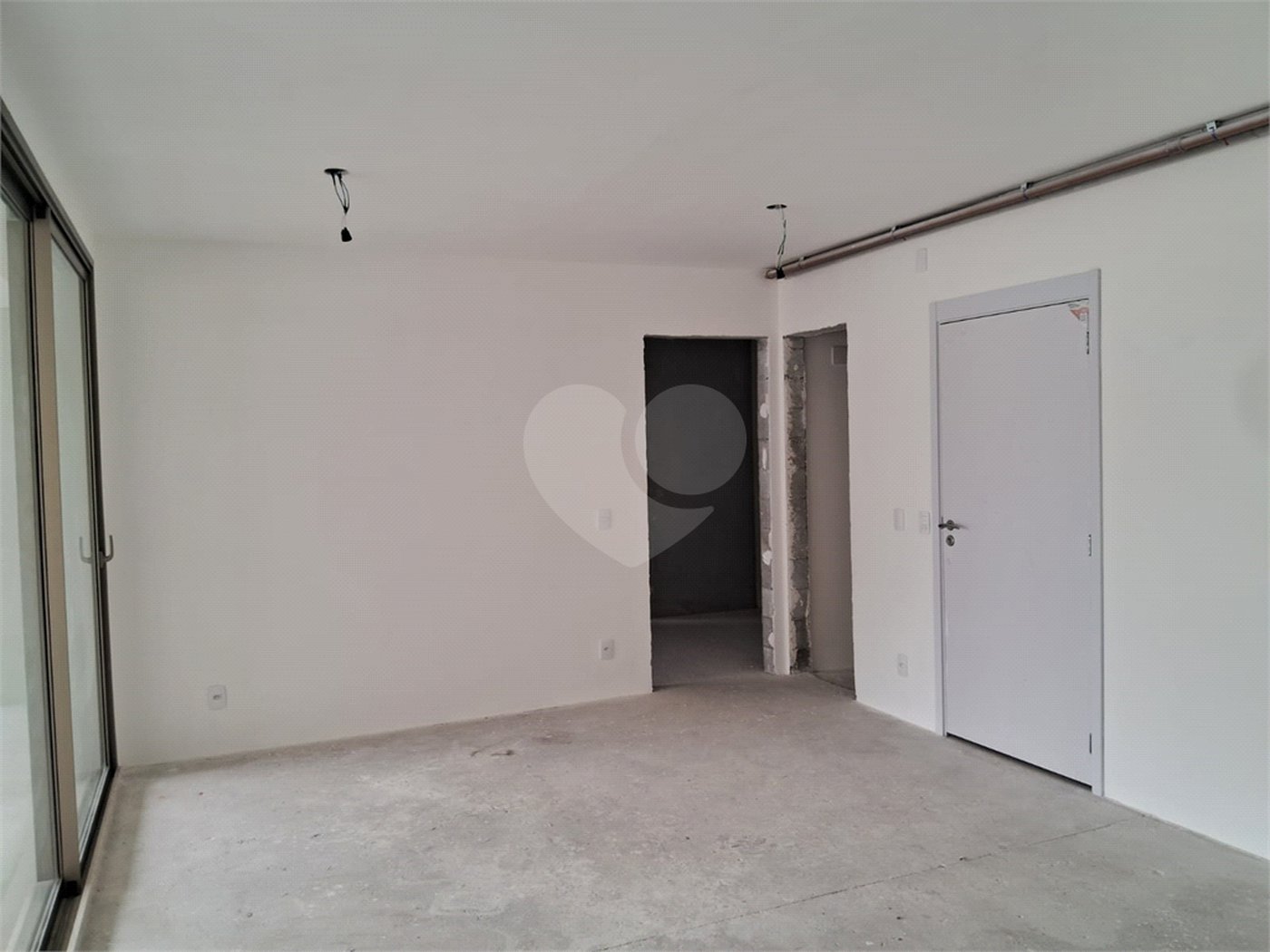 Apartamento à venda com 3 suítes em Moema, São Paulo, SP