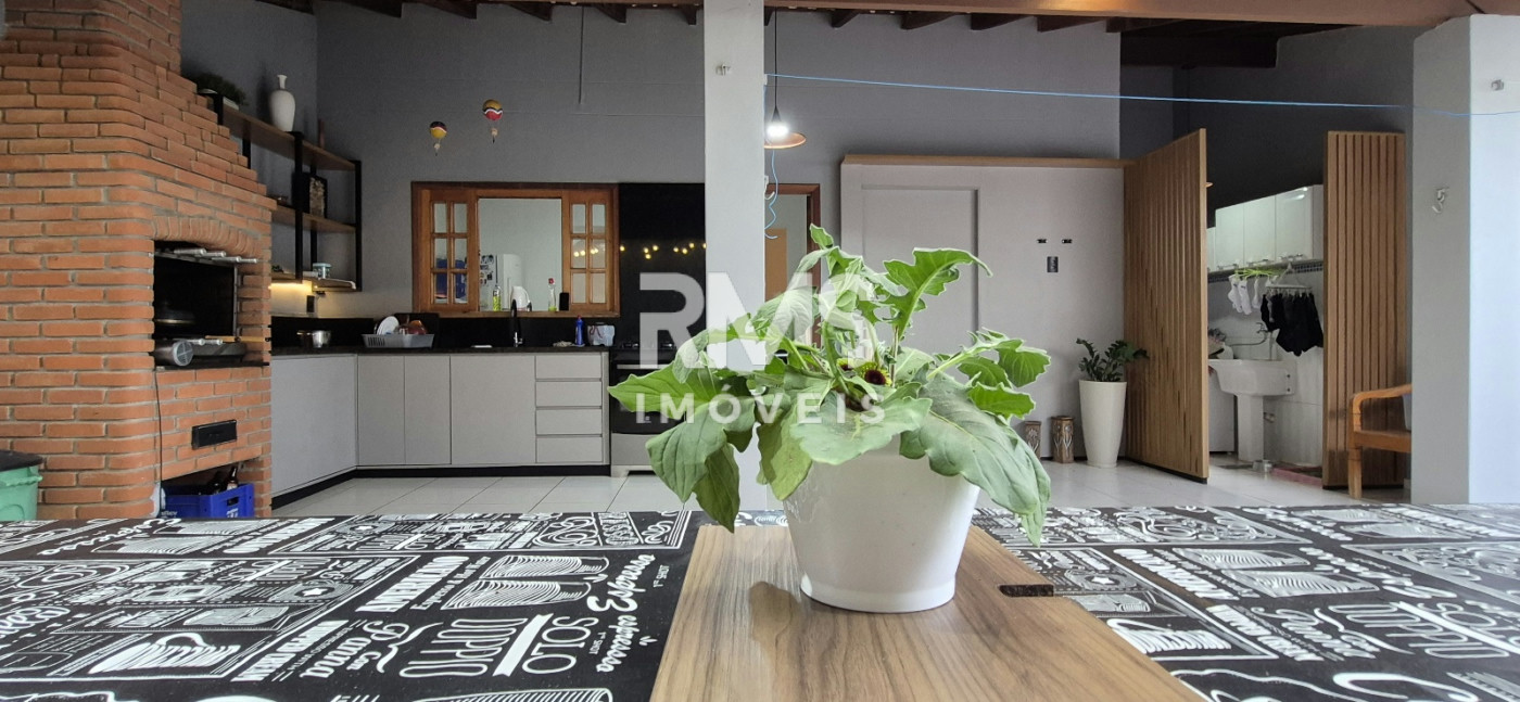 Casa à venda com 3 quartos, sendo 1 suíte, em Cond. Vila Aldea de Espana, Itu - SP