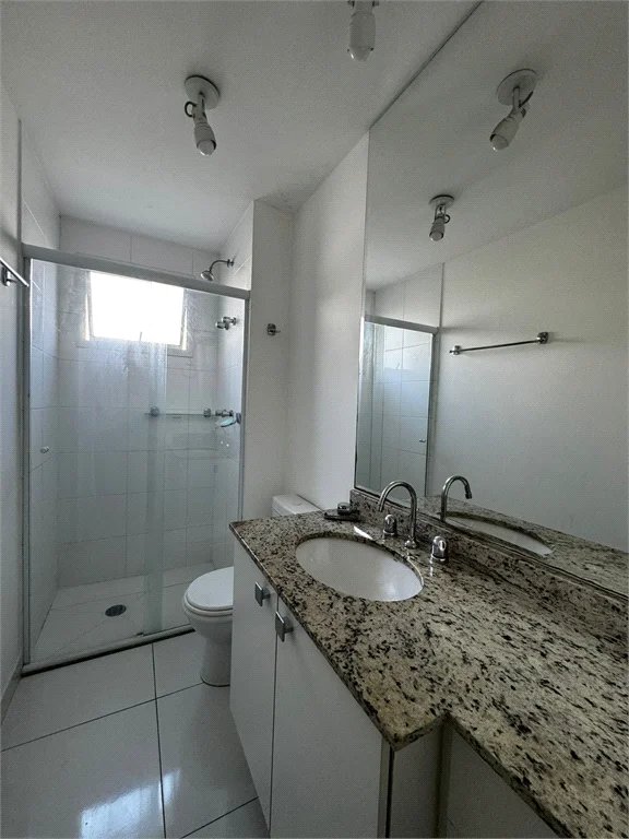 Apartamento para alugar com 3 quartos, sendo 1 suíte, em Parque Reboucas, São Paulo, SP