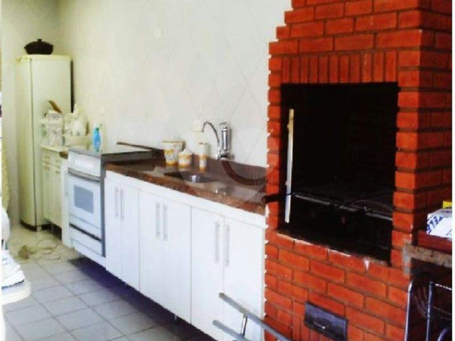 Sobrado à venda com 4 quartos, sendo 3 suítes,  em Jardim São Bento, São Paulo, SP