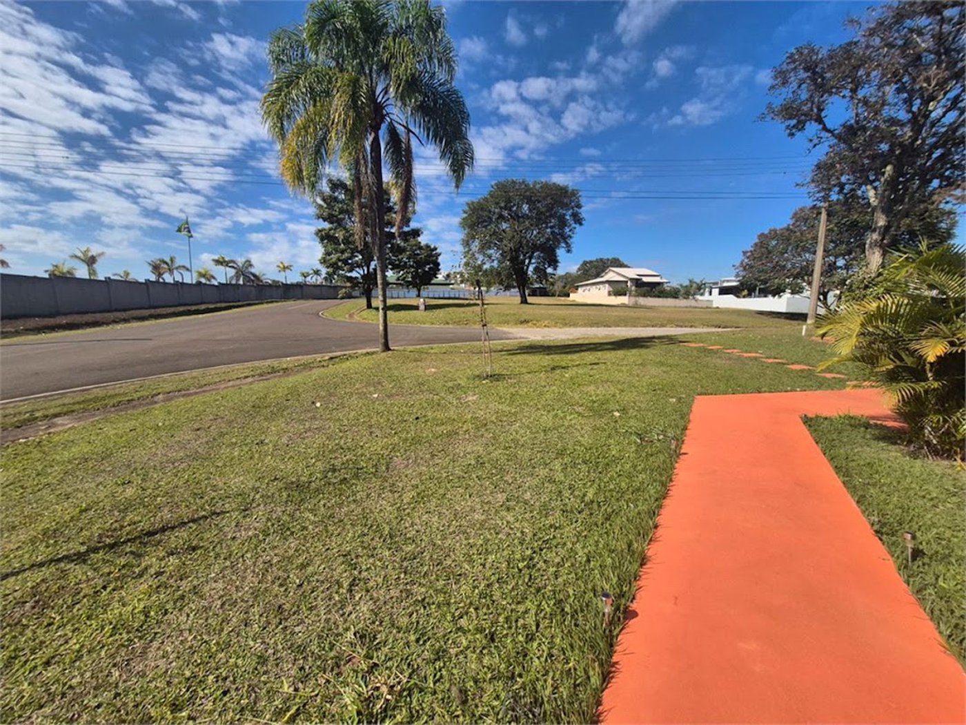 Chácara com 3 dormitórios à venda, 1200 m² por R$ 870.000,00 - Condomínio Ninho Verde II - Pardinho/SP