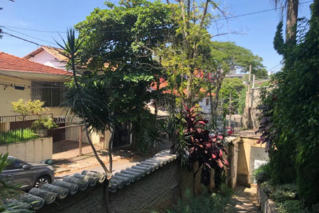 Casa à venda com 4 quartos, sendo 1 suíte, em Jardim Colombo, São Paulo, SP
