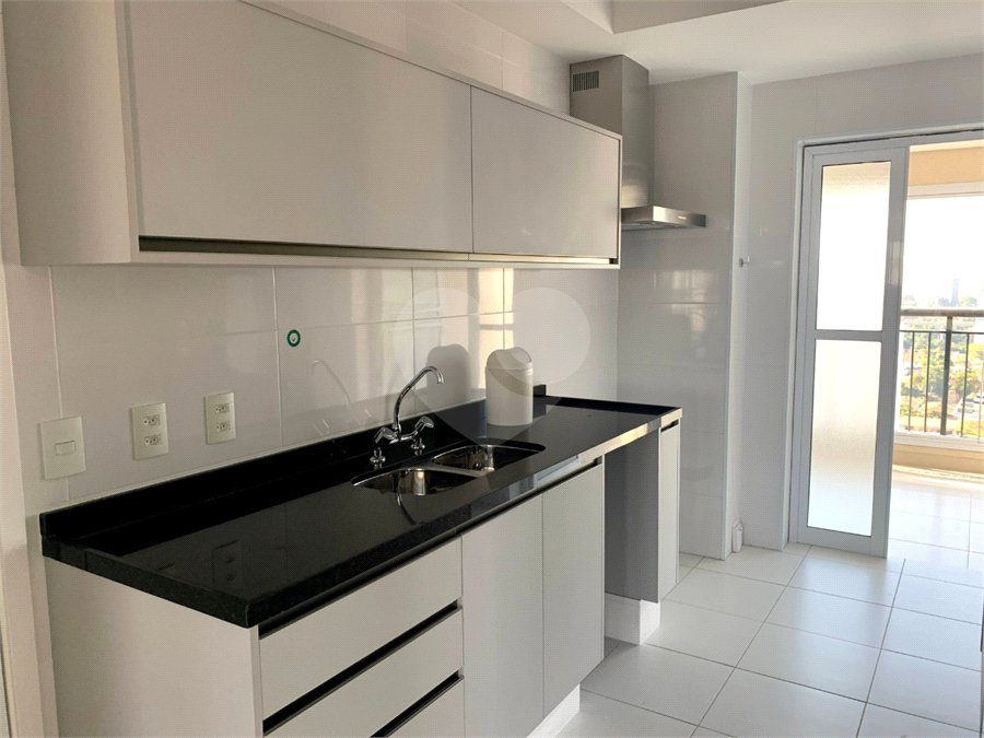 Apartamento à venda ou para alugar com 3 suítes em Santo Amaro, São Paulo, SP