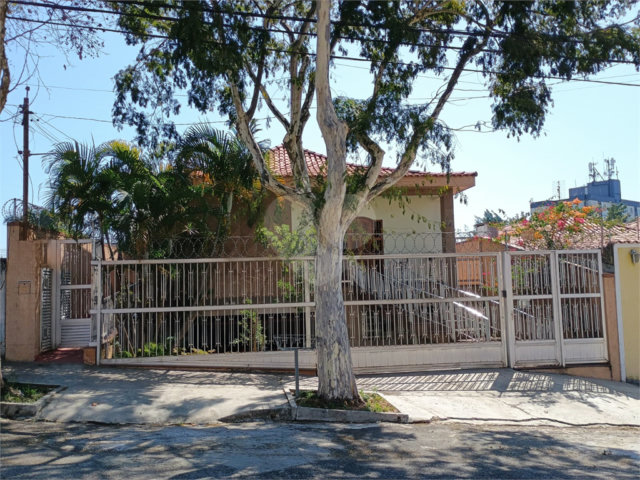 Casa à venda com 3 quartos, sendo 1 suíte,  em Tremembé, São Paulo, SP