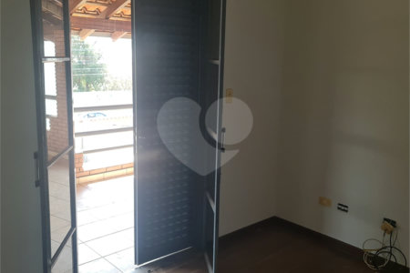 Casa à venda com 3 quartos, sendo 1 suíte, em Jardim Nova São João, São João da Boa Vista, SP