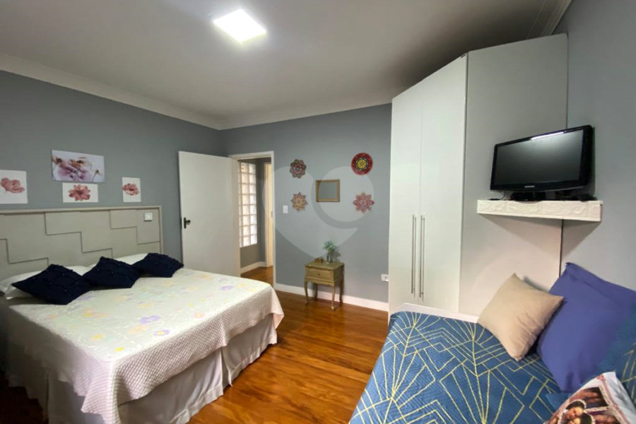 Sobrado à venda com 2 quartos, sendo 1 suíte, em Horto, São Paulo, SP