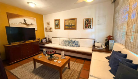 Casa em condomínio à venda com 3 quartos, sendo 1 suíte,  em Manguinhos, Armação dos Búzios, RJ
