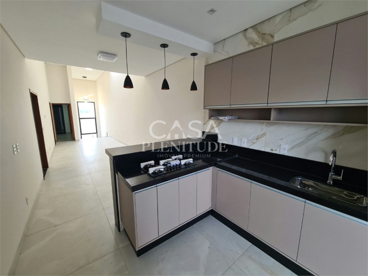 Casa em condomínio à venda com 5 quartos, sendo 3 suítes, em Wanel Ville, Sorocaba, SP