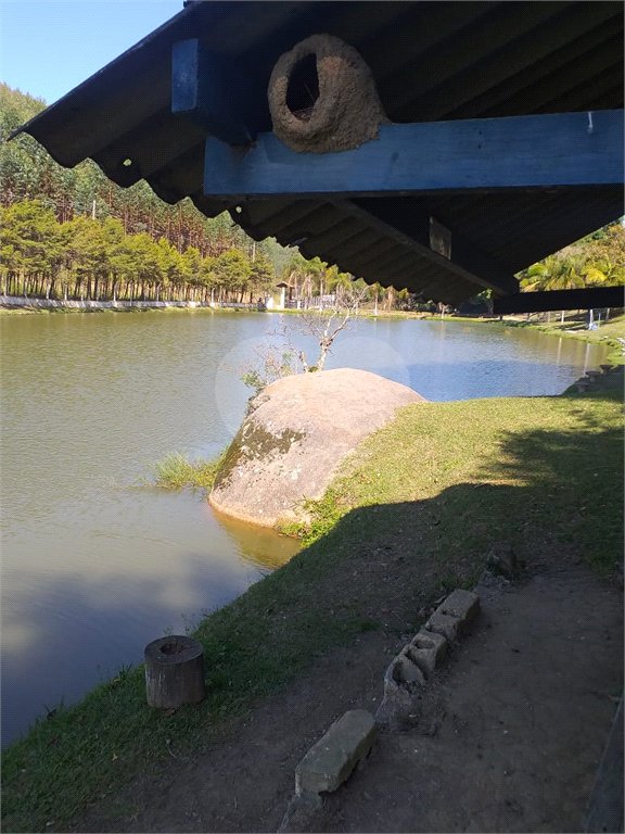 Sítio à venda com 4 quartos, sendo 1 suíte,  em Cruz das Almas, Biritiba-mirim, SP