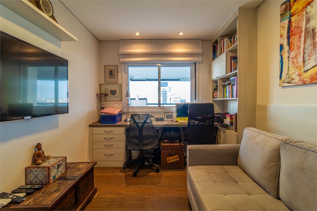 Apartamento à venda com 4 suítes em Alto da Boa Vista, São Paulo, SP
