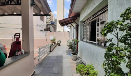 Sobrado à venda com 5 quartos, sendo 1 suíte,  em Santana, São Paulo, SP