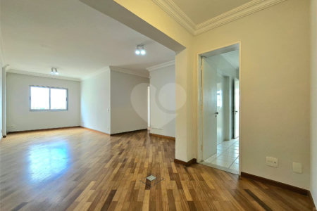 Apartamento à venda com 2 quartos, sendo 1 suíte, em Saúde, São Paulo, SP