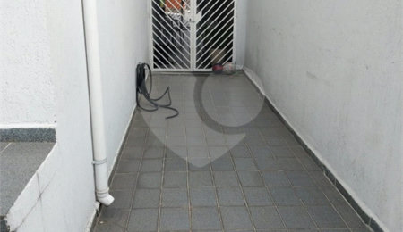 Sobrado à venda com 2 quartos em Tremembé, São Paulo, SP