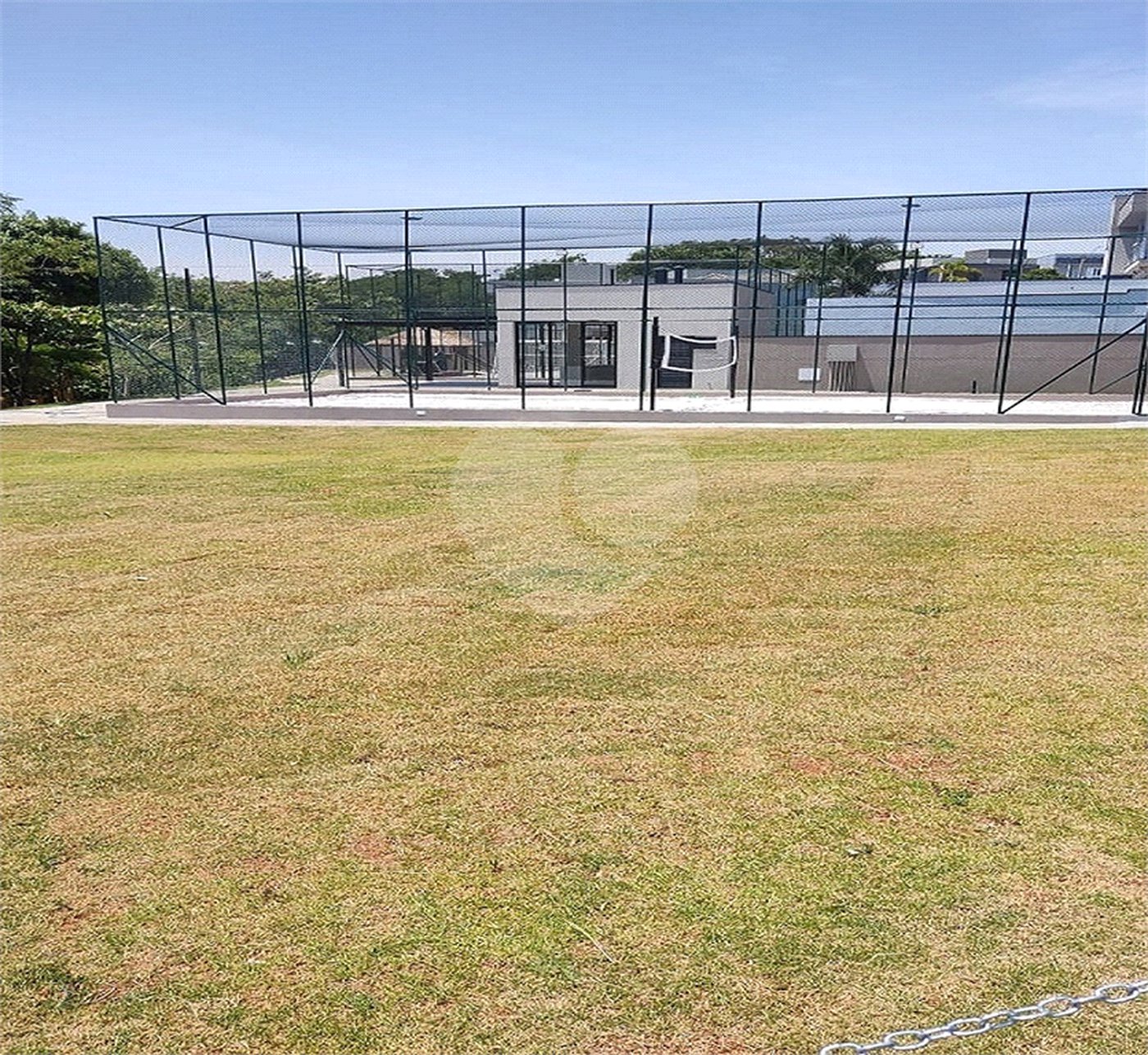 Casa à venda com 3 suítes no condomínio Villa do Sol, Valinhos - SP