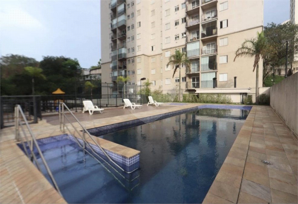 Apartamento à venda ou para alugar com 3 quartos, sendo 1 suíte, em Parque São Lourenço, São Paulo, SP