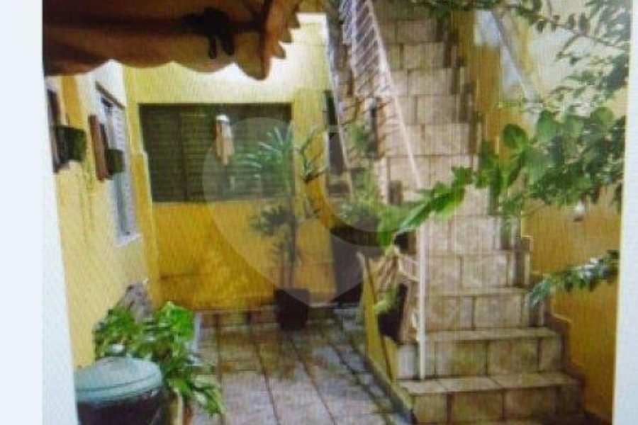 Sobrado à venda com 3 quartos, sendo 1 suíte, em Vila Prudente, São Paulo, SP