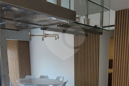 Apartamento à venda ou para alugar com 2 suítes em Cerqueira César, São Paulo, SP