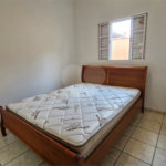 Casa para alugar com 3 quartos, sendo 1 suíte, no condomínio Santa Mônica, Atibaia - SP