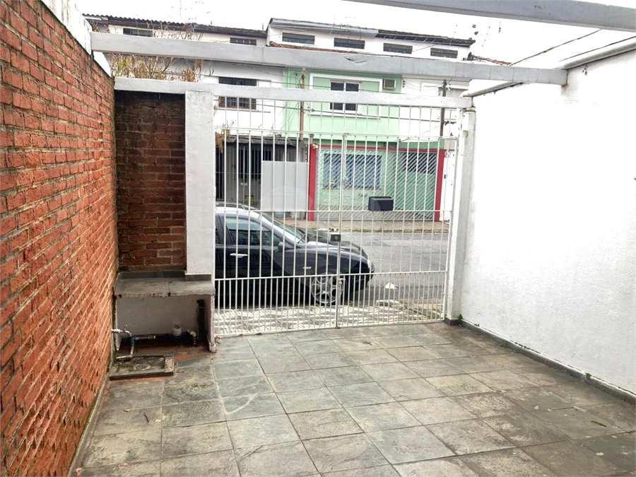 Sobrado à venda ou para alugar com 2 quartos em Chácara Santo Antônio, São Paulo, SP