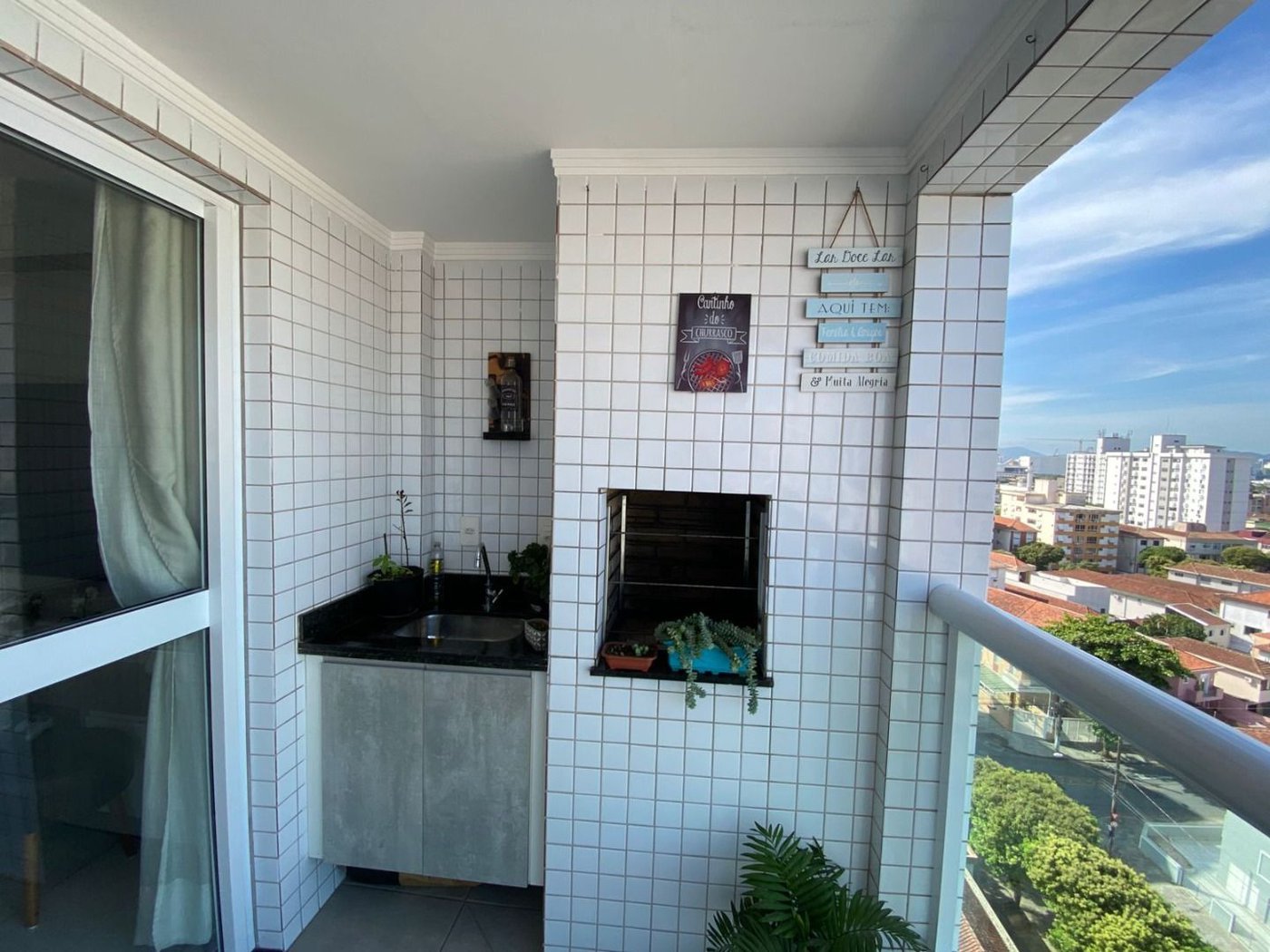 Apartamento à Venda no Embaré – Santos | 74 m² | 2 Dormitórios (1 Suíte) | Varanda Gourmet | Lazer Completo