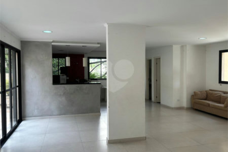 Apartamento à venda com 4 quartos, sendo 1 suíte,  em Vila Andrade, São Paulo, SP