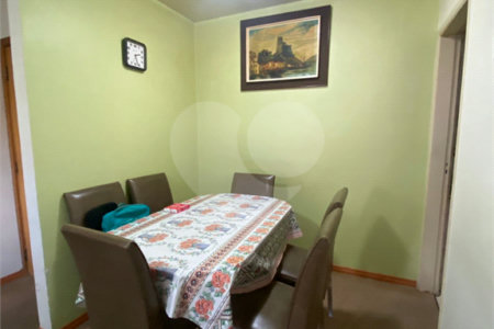 Apartamento à venda com 3 quartos em Caxingui, São Paulo, SP