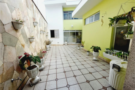 Casa à venda com 3 quartos, sendo 1 suíte, em Vila Bela Aliança, São Paulo, SP