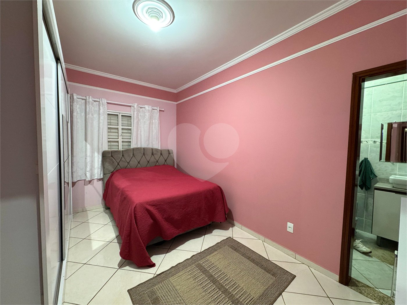 Casa à venda com 3 quartos, sendo 1 suíte, em Morada do Sol, Itapetininga, SP