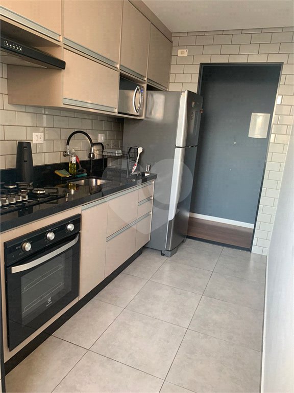 Apartamento à venda com 3 quartos em Vila dos Remédios, São Paulo, SP