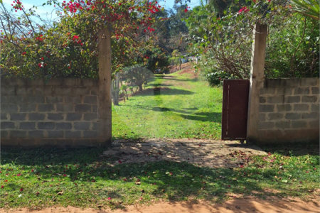 Chácara à venda ou para alugar com 3 quartos, sendo 1 suíte,  em Parque Residencial Itapeti, Mogi das Cruzes, SP