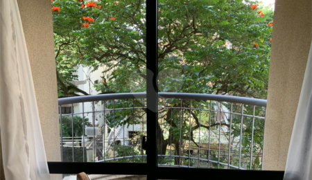 Flat à venda com 2 suítes em Jardim Europa, São Paulo, SP