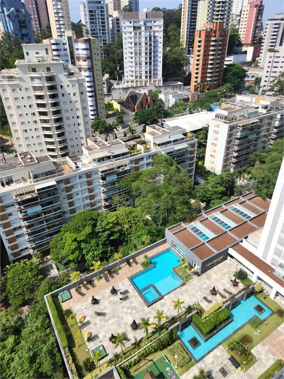 Apartamento à venda com 1 suíte em Vila Andrade, São Paulo, SP
