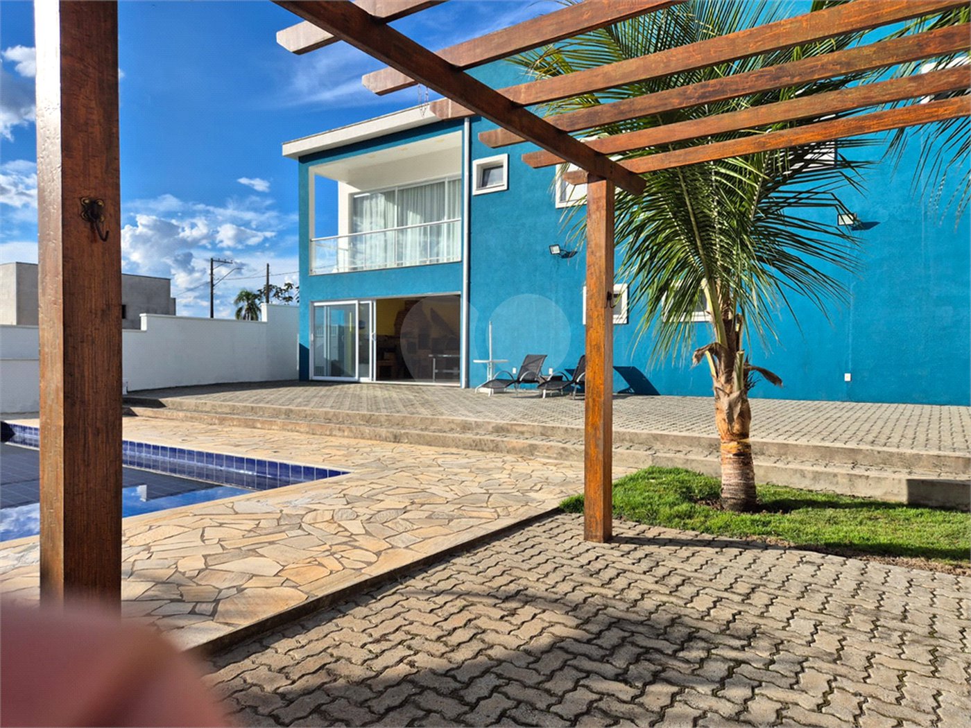 Casa à venda com 5 quartos, sendo 4 suítes, em Jardim Nova Esperança, Jacareí, SP