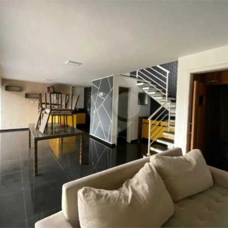 Casa para alugar com 5 quartos, sendo 3 suítes,  em Vila Oliveira, Mogi das Cruzes, SP