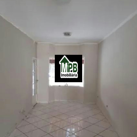 Casa à venda com 2 quartos, sendo 1 suíte, no condomínio Jardim Residencial Villa Amato, Sorocaba - SP