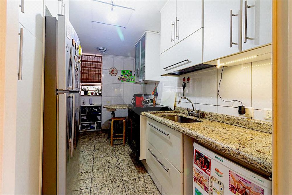 Apartamento à venda com 3 quartos, sendo 1 suíte, em Jardim Paulista, São Paulo, SP