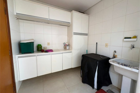 Casa à venda com 3 suítes no condomínio Damha II, São Carlos - SP