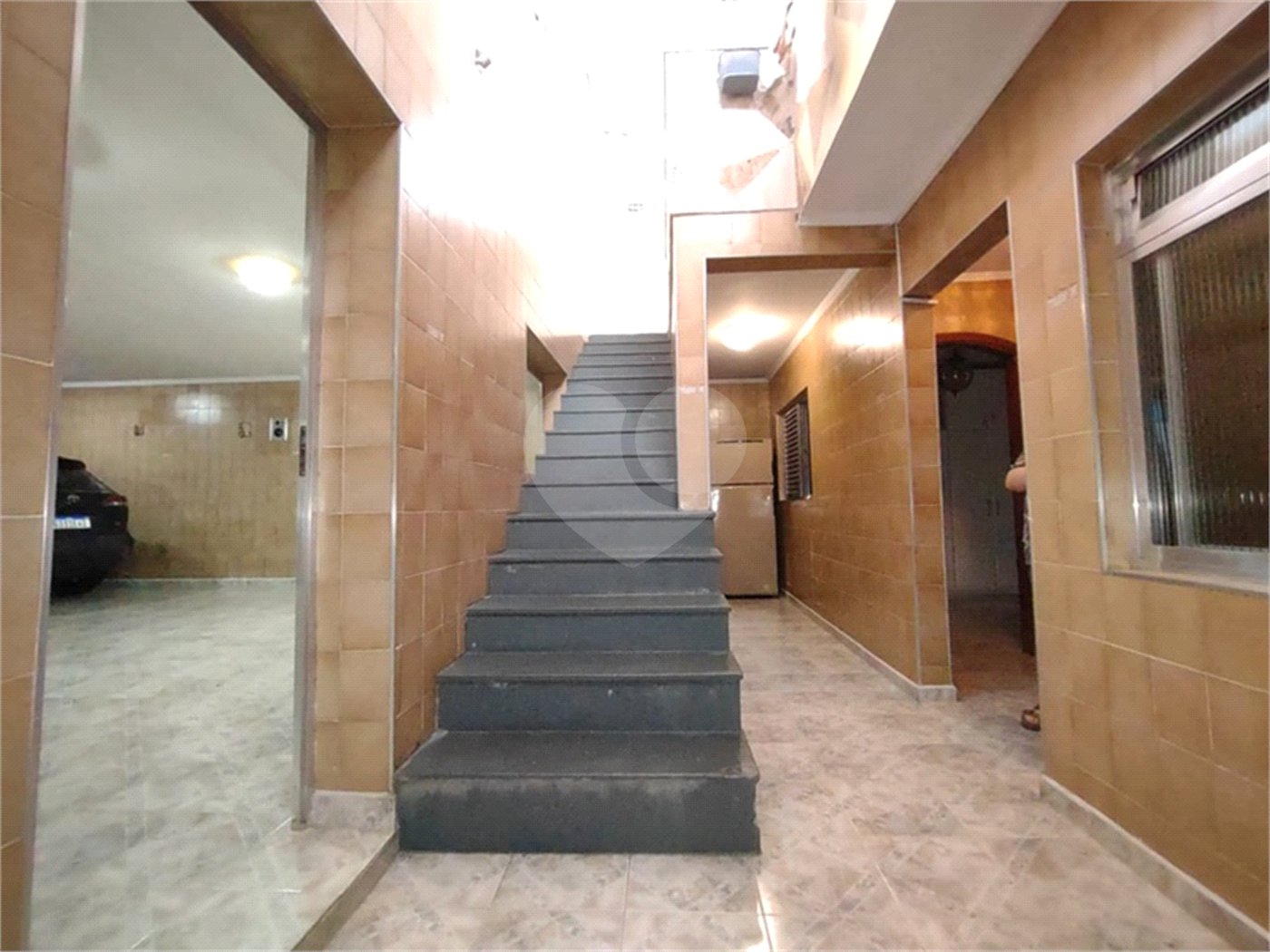 Casa à venda com 3 quartos, sendo 1 suíte, no condomínio Vila Paiva, São Paulo - SP