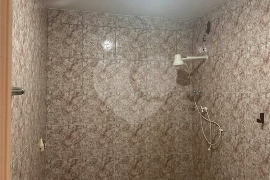 Sobrado à venda com 2 quartos em Vila Zat, São Paulo, SP