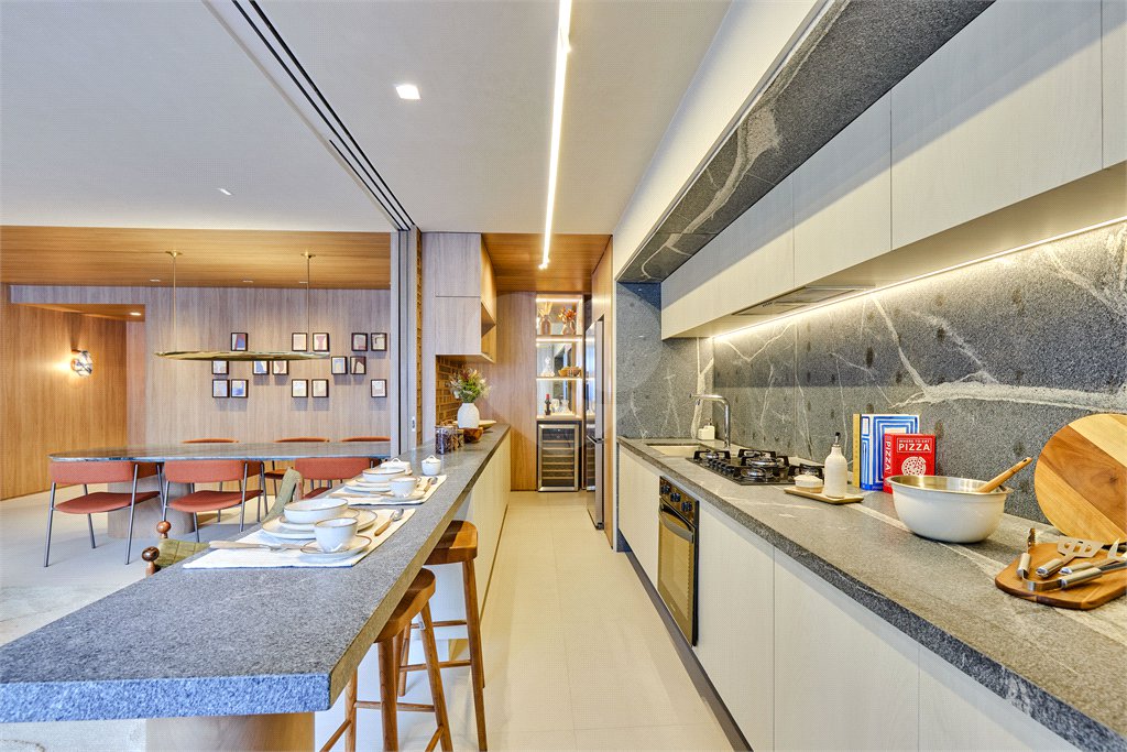 Apartamento à venda com 3 suítes em Brooklin, São Paulo, SP