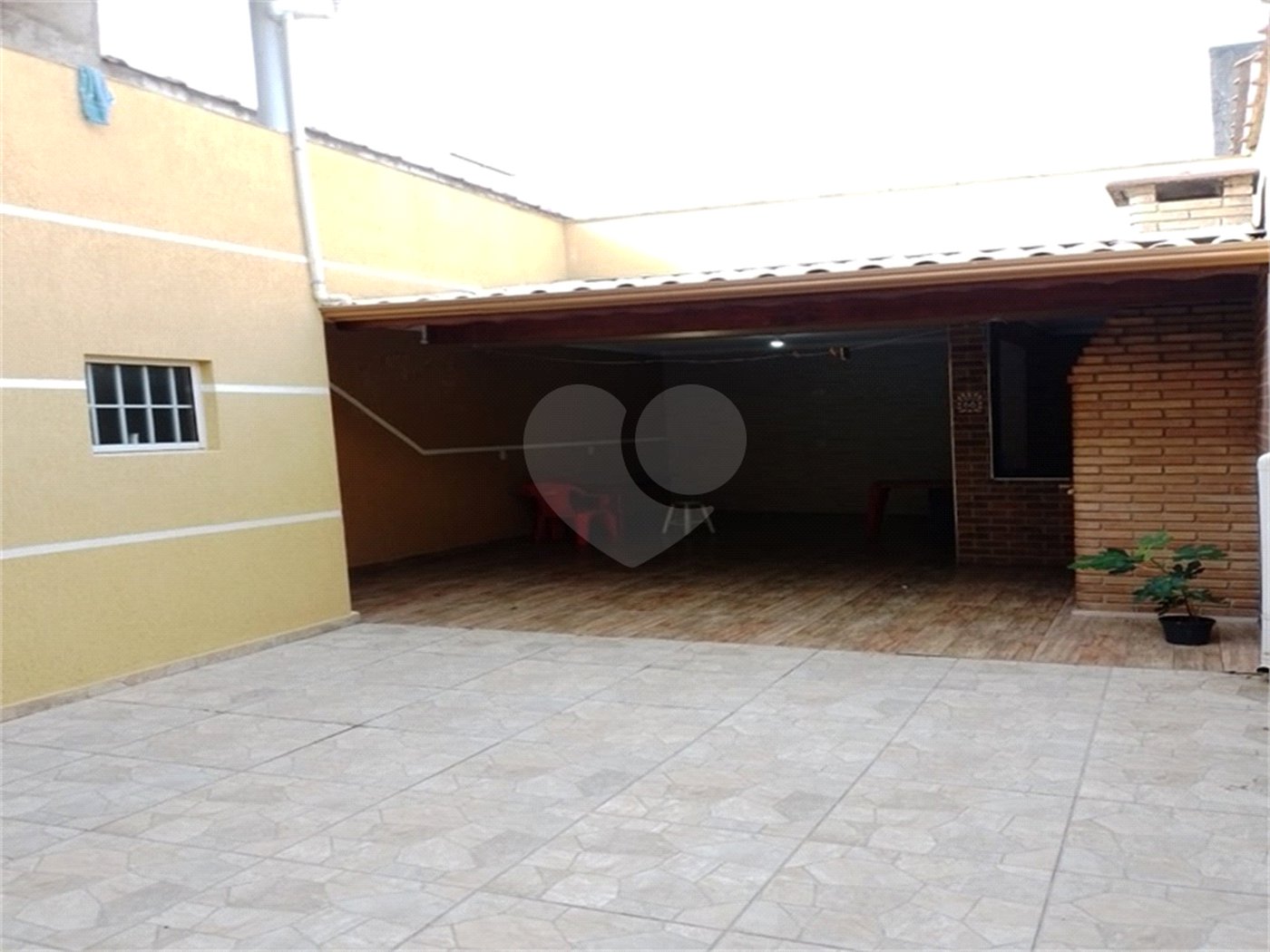 Sobrado à venda com 4 quartos no Brasilândia, São Paulo, SP